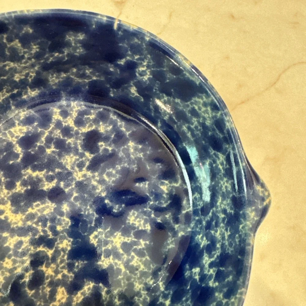 Bennington Pottery Vermont David Gil #1641 Blue Agate Lug Handled Soup Bowl‎